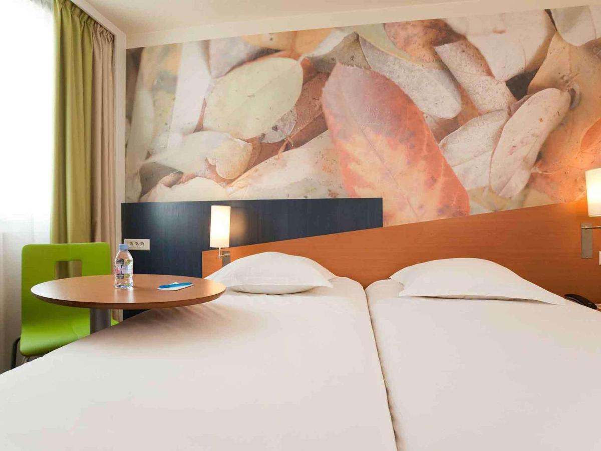 Ibis Styles Orleans Hotel La Chapelle-Saint-Mesmin Exterior photo